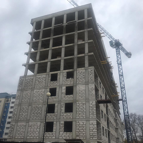 Завершено возведение последнего десятого этажа