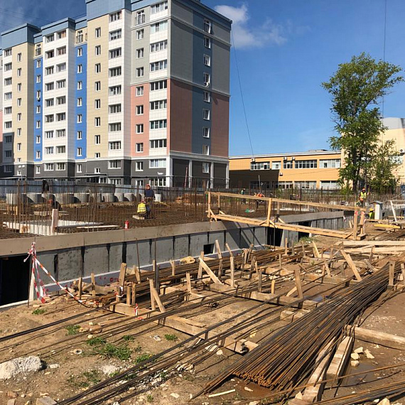 Закончено возведение цокольного этажа