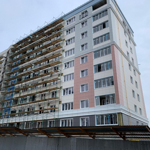 В ЖК «Атлант» продолжаются  работы по кровле
